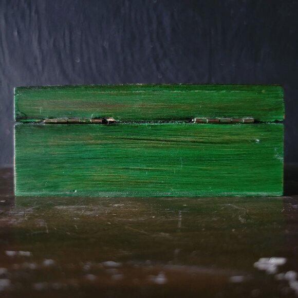 Aquarian Tarot Three Of Cups Wooden Storage Box With Green Finish - Picture 7 of 10